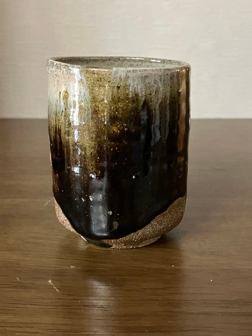 吉野敬子作　朝鮮唐津湯呑　2脚セット　遺作　径7cm 高さ8.5cm