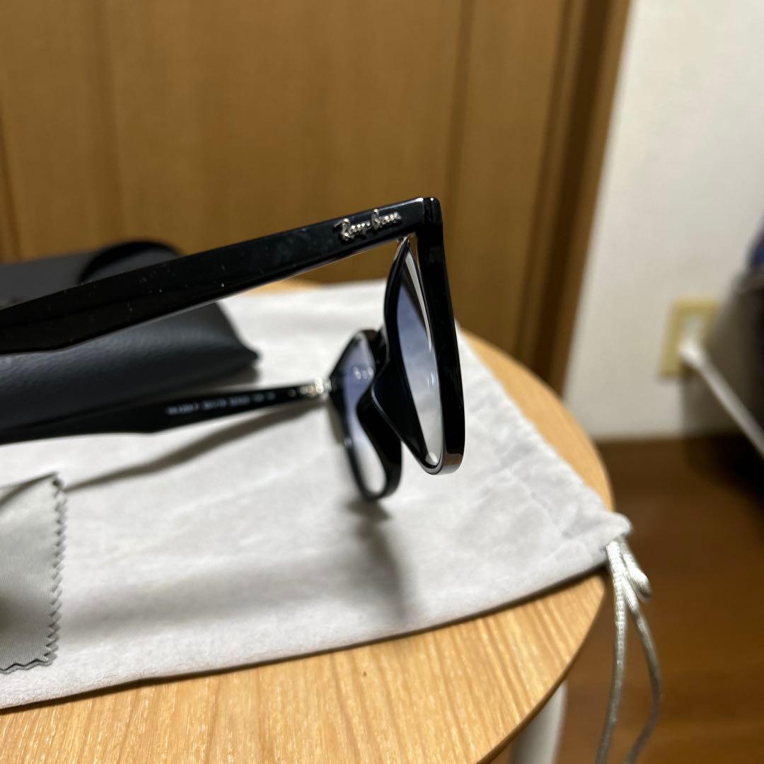 も*ち様 極美品RB4258-F 601/19 啓之輔さん着用　RayBan