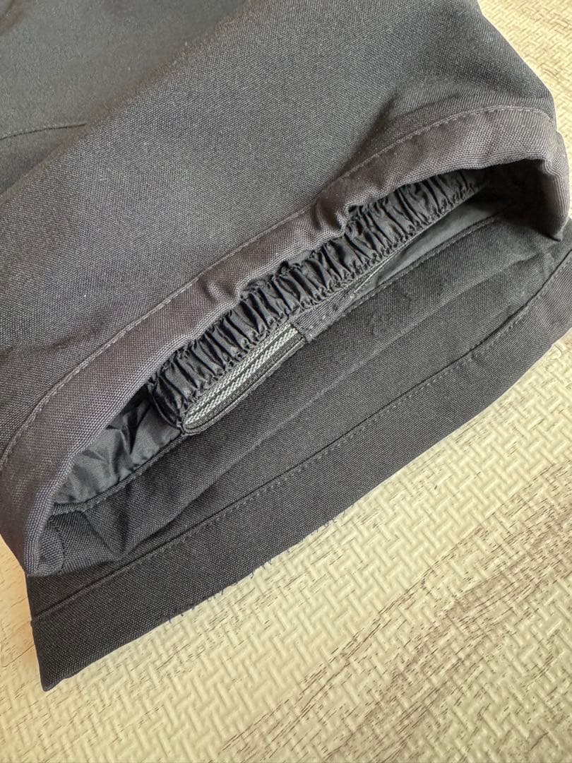 Burton 子ども用スキーウェア 黒/赤❤️120センチ