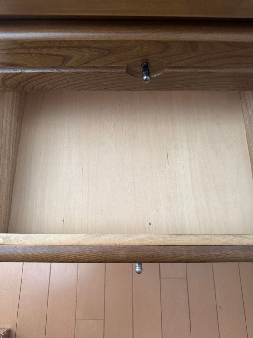 も*ん様 カリモク 木製 4段チェスト 上部ガラス扉付き