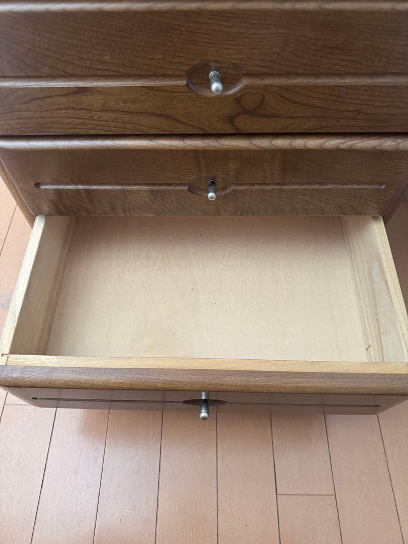 も*ん様 カリモク 木製 4段チェスト 上部ガラス扉付き