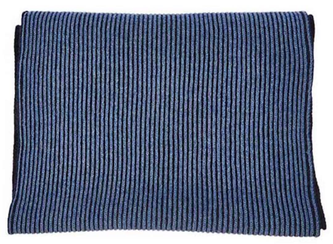 BOSS マフラー NEWデザイン 【新品未使用】✨✨