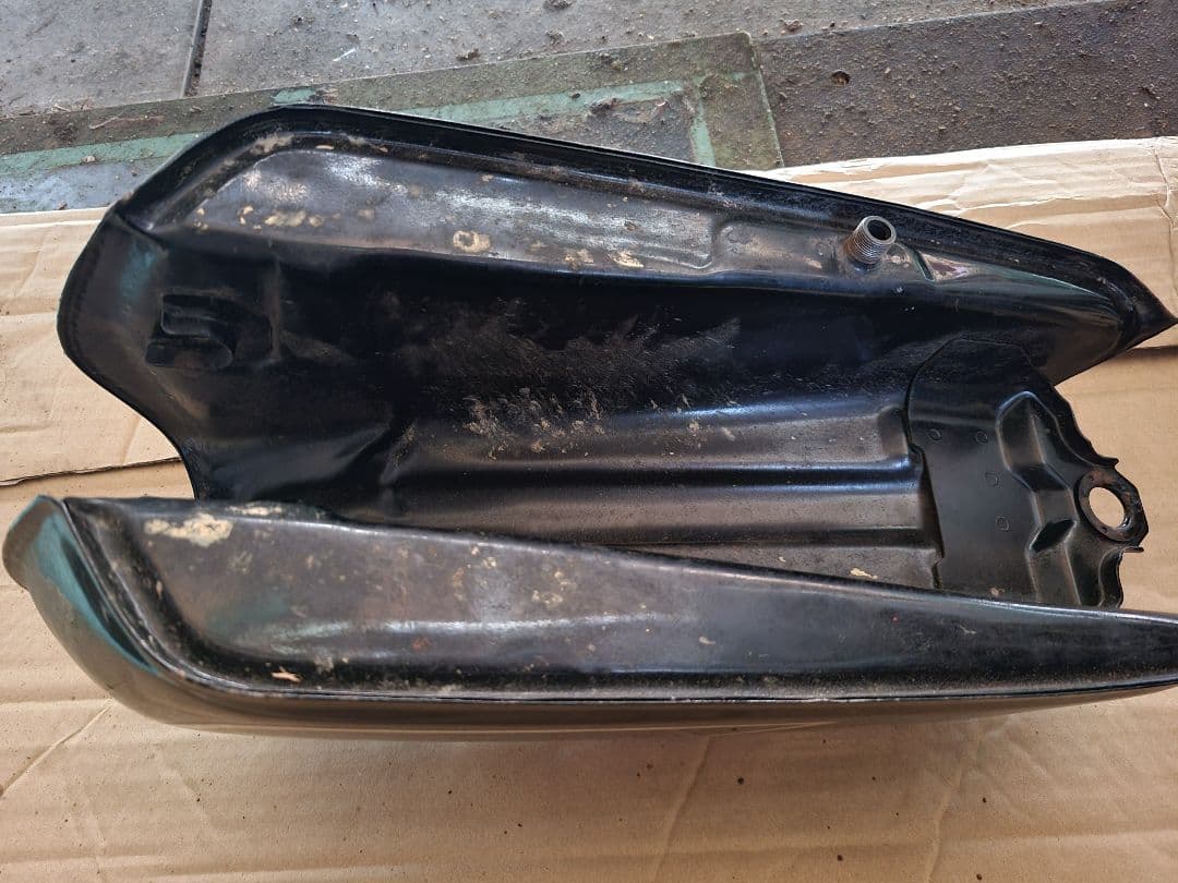 ホンダ　エイプ　タンク