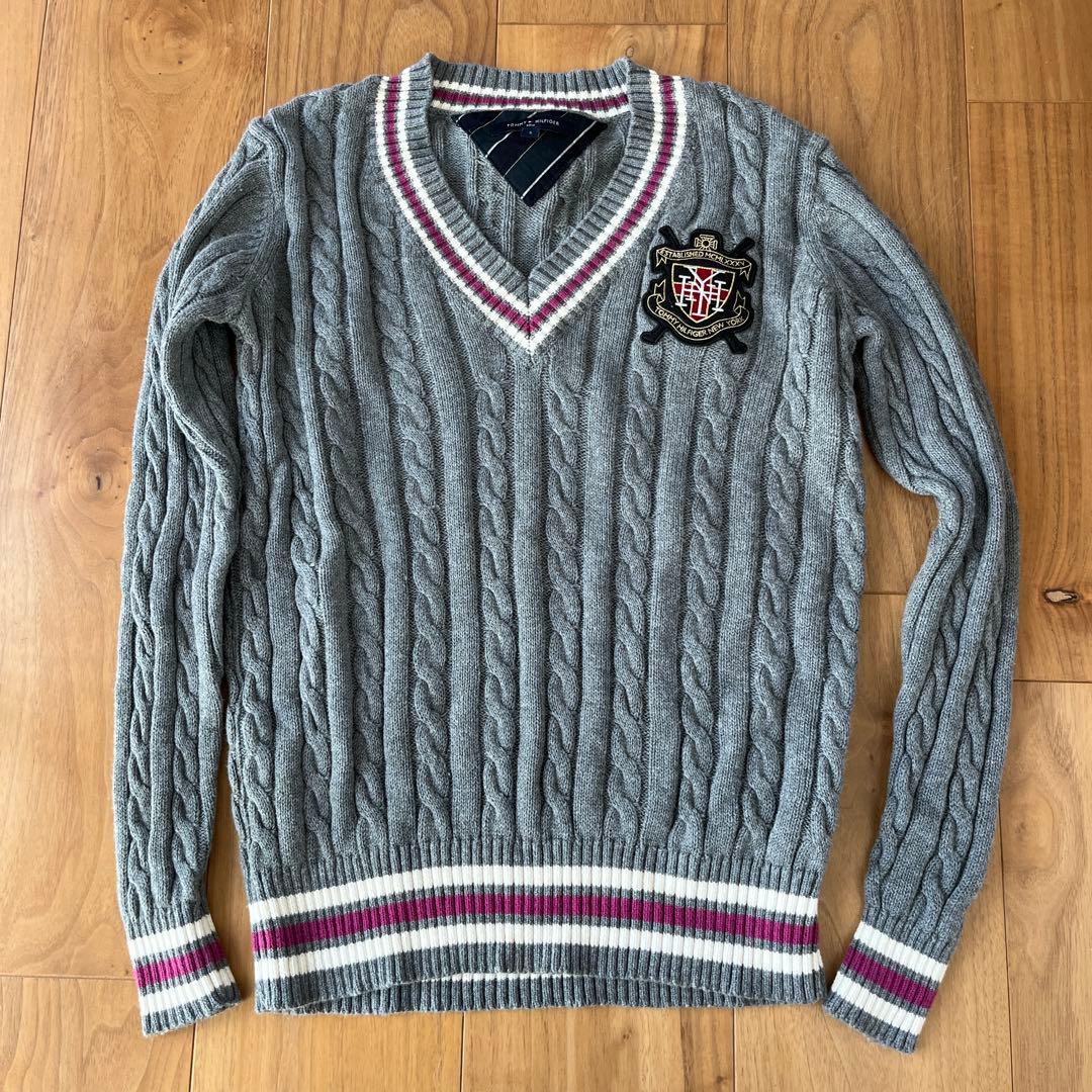   ゴルフ　ケーブル編み Vネックセーター S 美品