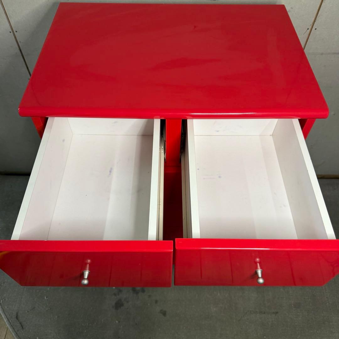 【930】赤いモダンチェスト