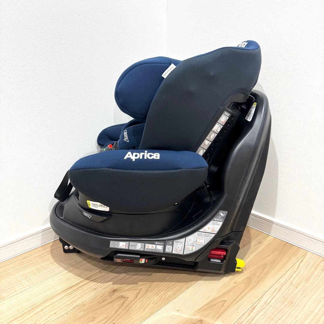 【美品】　Aprica アップリカ　ディアターンプラス　チャイルドシート