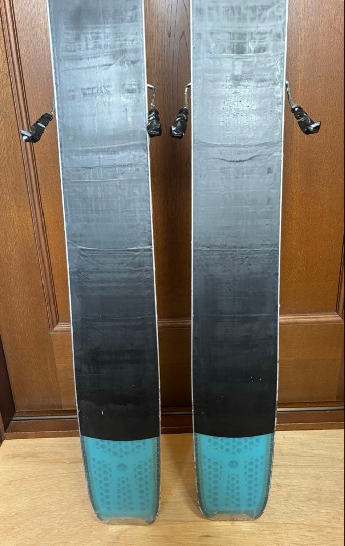 スキー Rossignol squad7 180cm