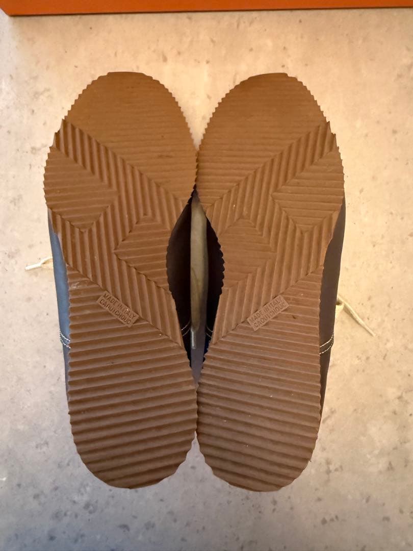 HERMES エルメスクイックレザーHロゴ　ローカットスニーカー