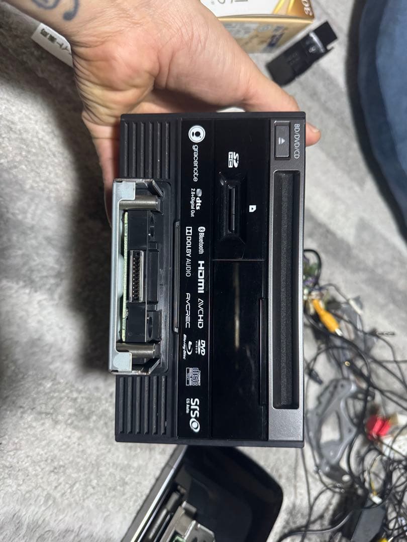 ストラーダ　Panasonic CN-F1D カーナビ HDMI