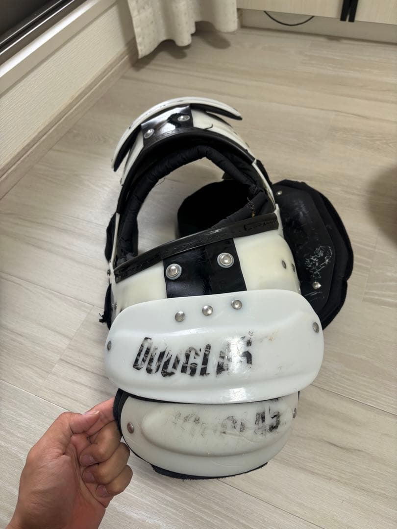 アメリカンフットボールヘルメット、ショルダーパッドセット