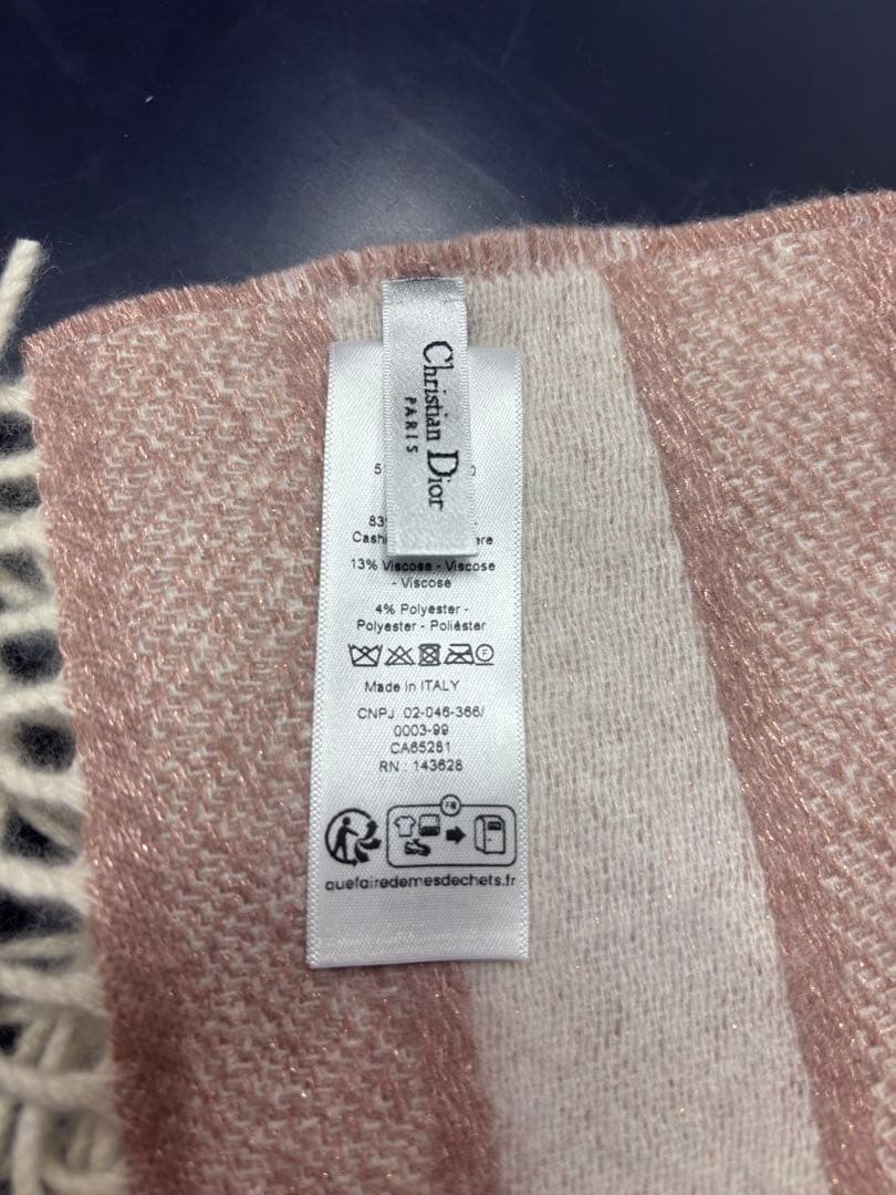 Dior マフラー ピンク　新作