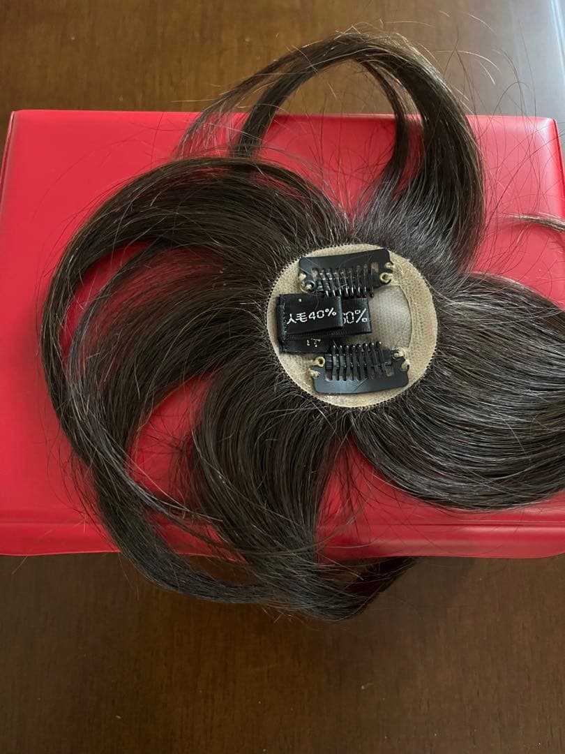 Yuki ウィッグ　トップピース　専用ブラシ付き