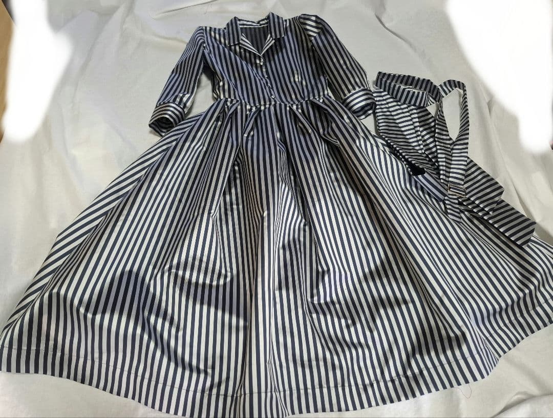 羽様 フレアワンピース