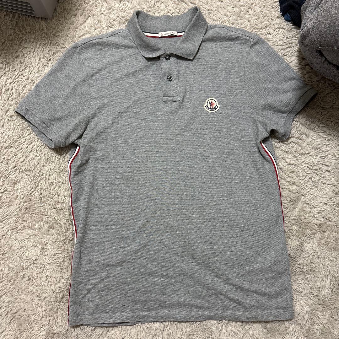 MONCLER グレーポロシャツ