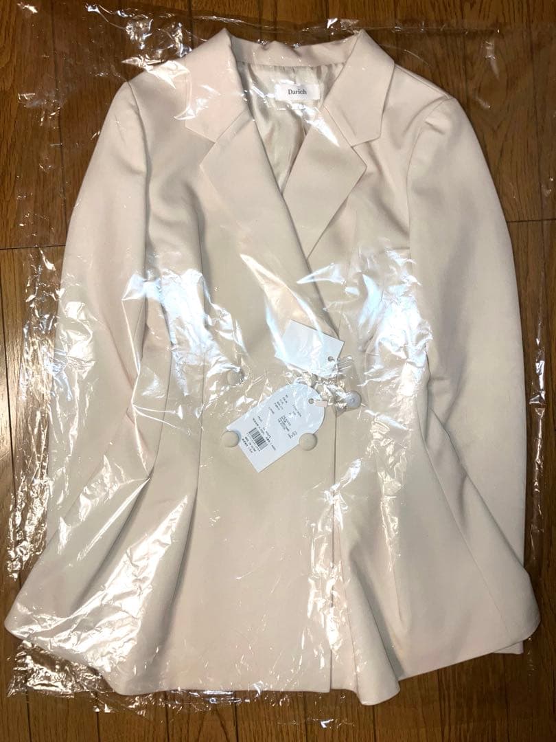 ダーリッチ darich パネルデザインシルエットペプラムジャケット IVO