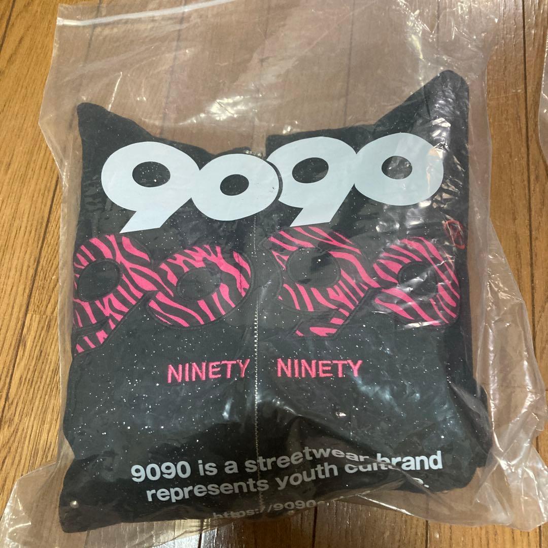 9090 Black pink zebra パーカー