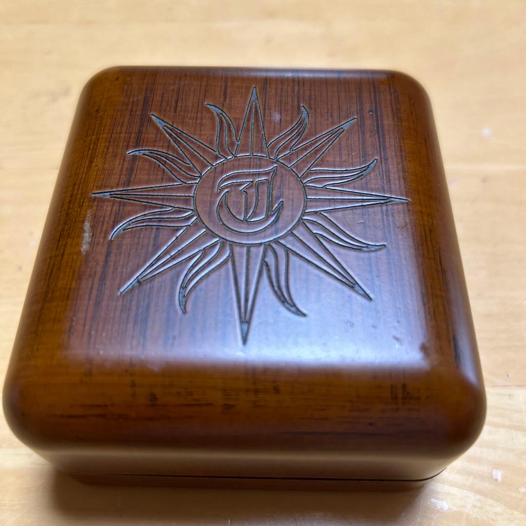 シルバーバングル 彫刻デザイン 専用ケース付き