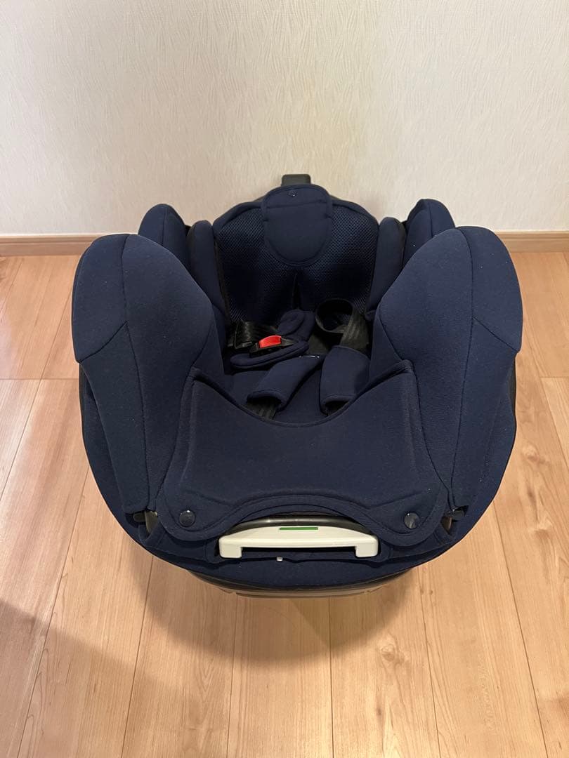 【使用回数僅か】Aprica ディアターンプラス　ISOFIX