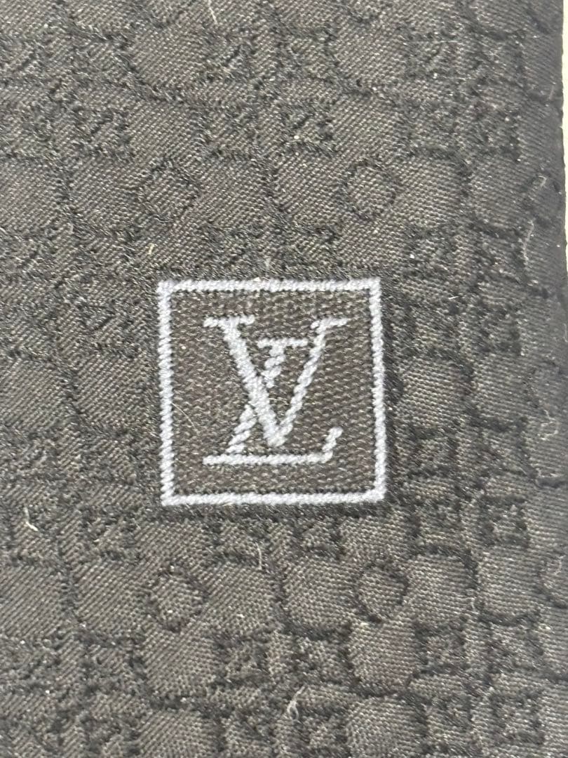 LOUIS VUITTON ダークブルーネクタイ