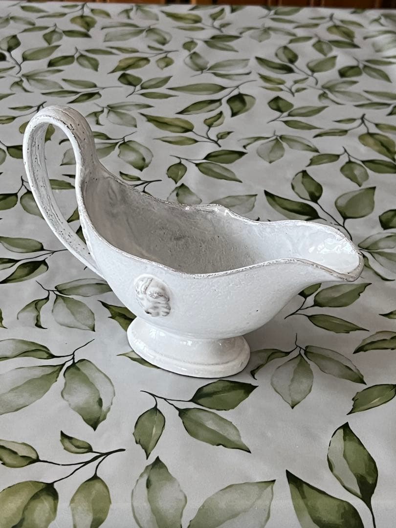 アスティエ・ド・ヴィラット　ソースボート