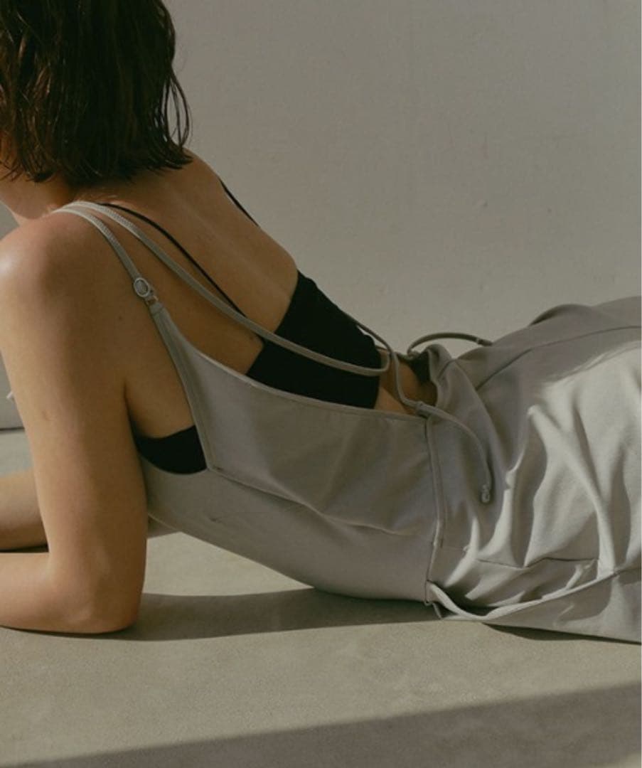 新品タグ付 カバーアップ バックオープン オールインワン ラッシュガード 日本製