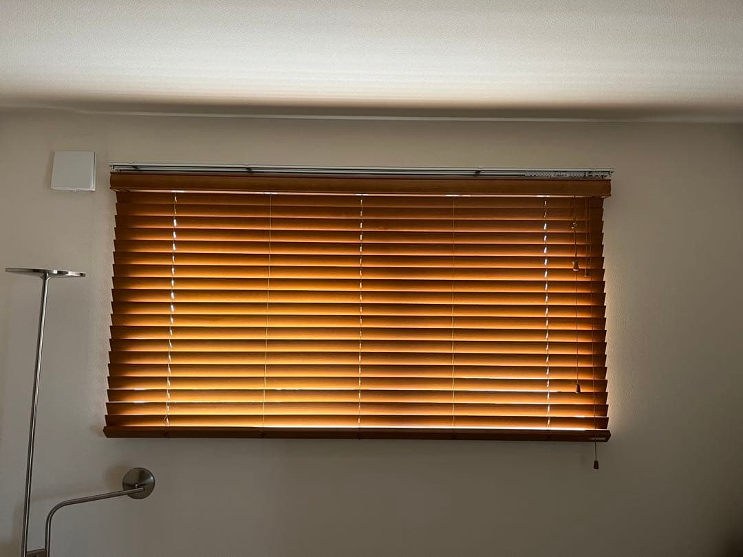 送料込！大特価！早い者勝ち！TUISS DECOR 木製ブラインド 調光機能付