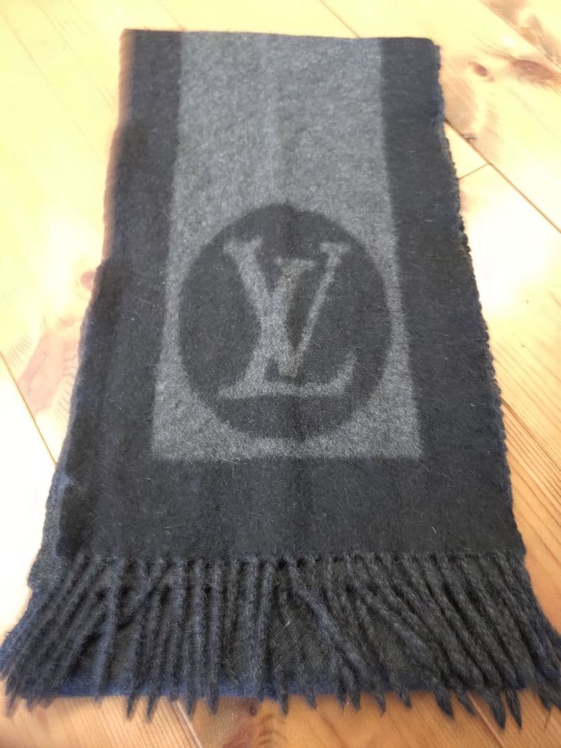 ルイ・ヴィトン マフラー