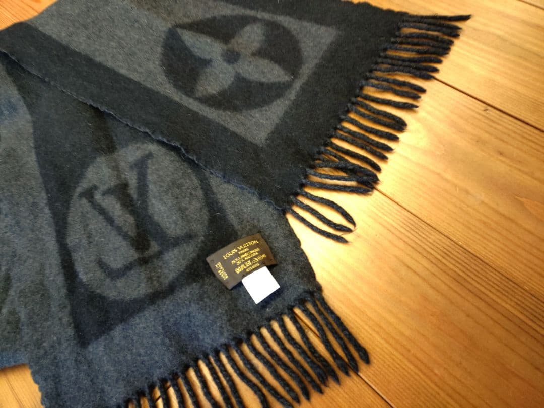 ルイ・ヴィトン マフラー