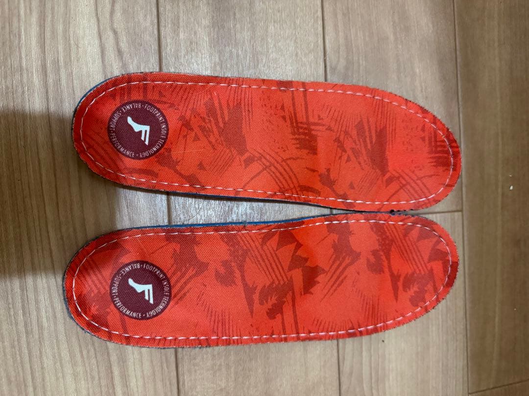 ディーラックス　アースリン　26.5.cm