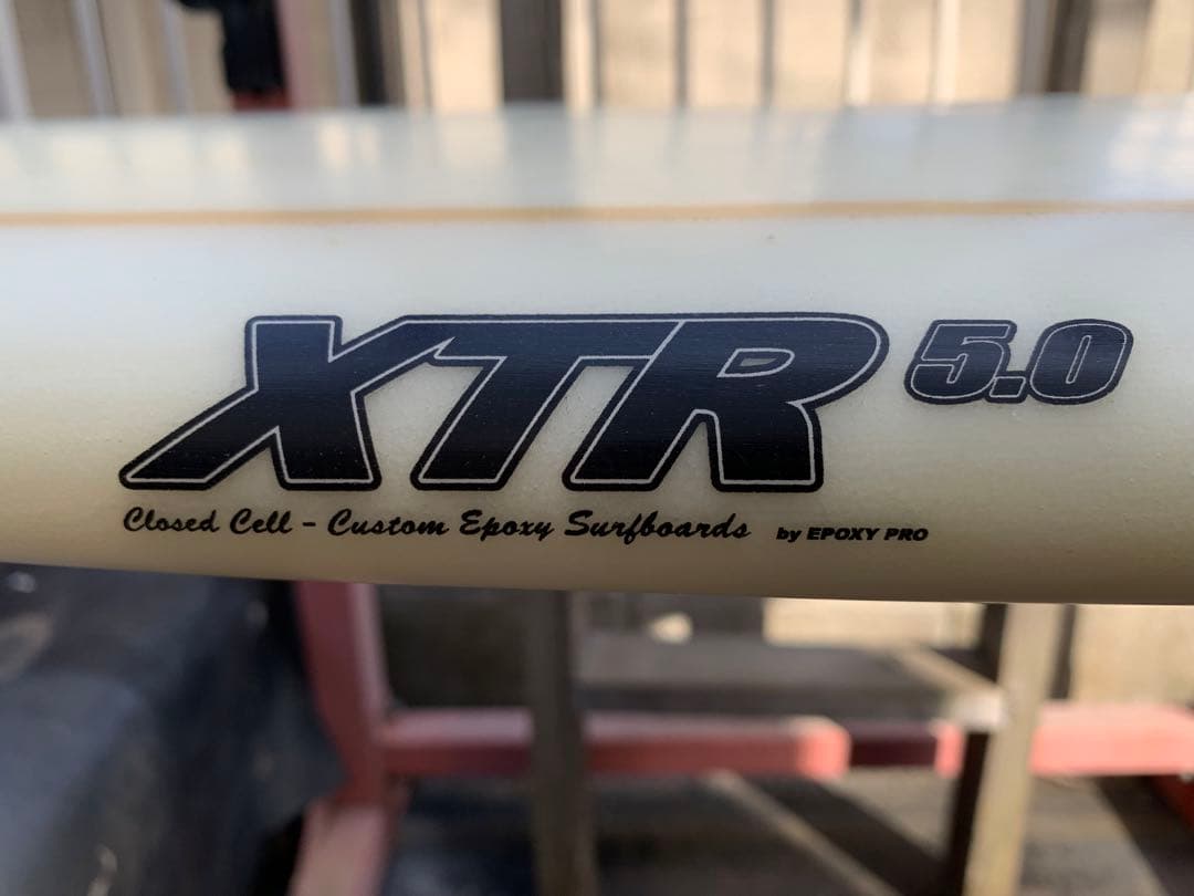 pulse xtr5.0 ショートボード　フィン付き