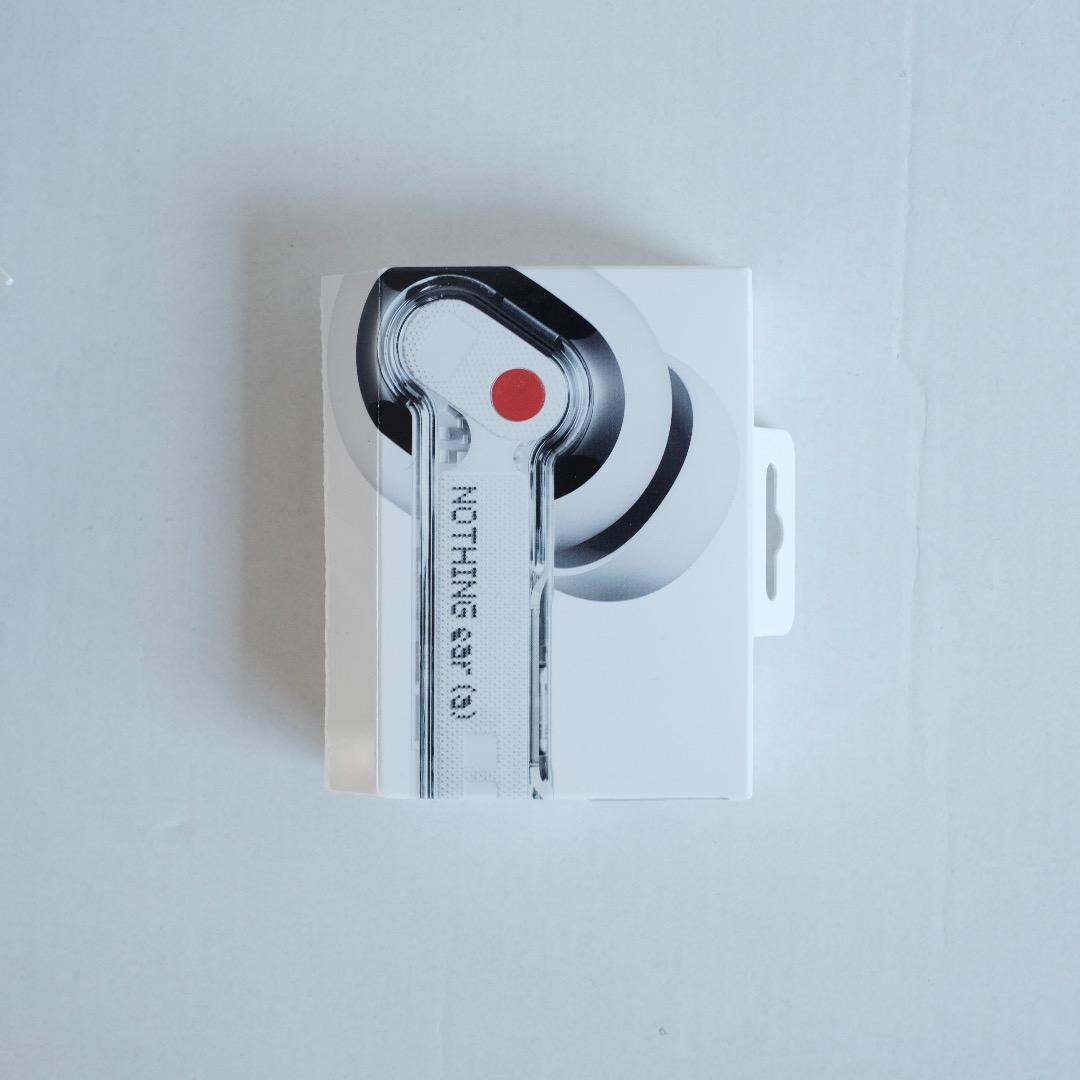 イヤホン Nothing Ear (a)