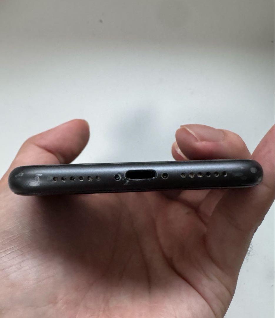 iPhone11 128GB ブラック SIMフリー