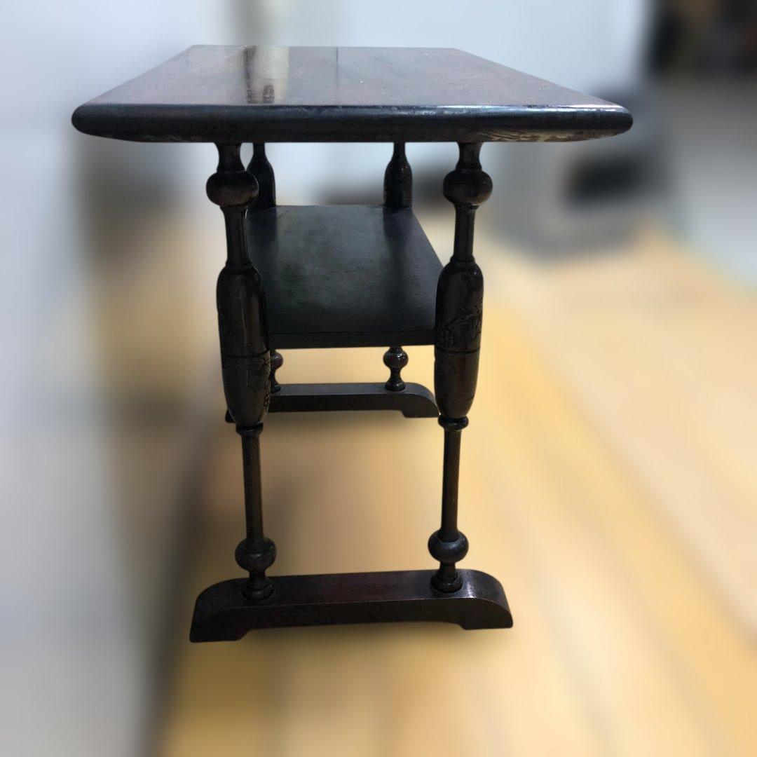 送料無料 アンティーク調 木製テーブル 葡萄彫刻 花台 飾り棚 　251214