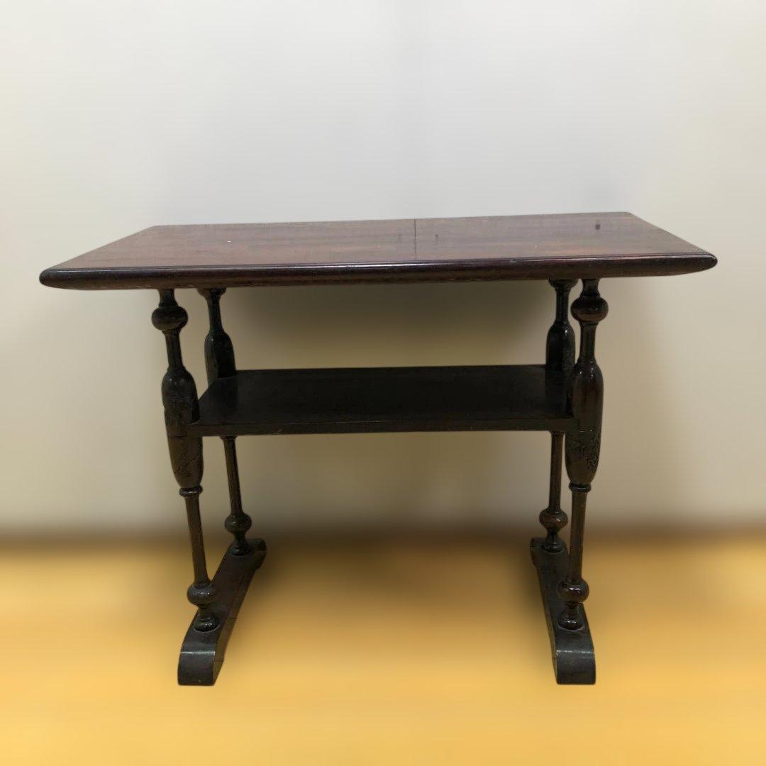 送料無料 アンティーク調 木製テーブル 葡萄彫刻 花台 飾り棚 　251214