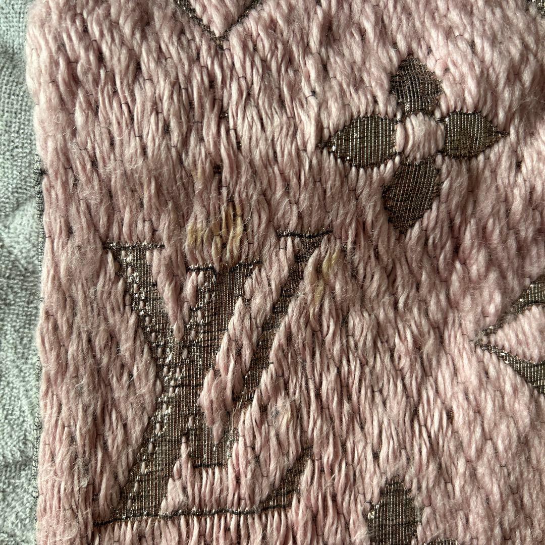 LOUIS VUITTON ピンク ロゴマニアマフラー