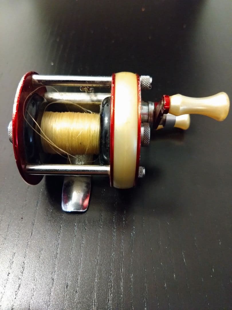 Ambassadeur 1760 A スピニングリール