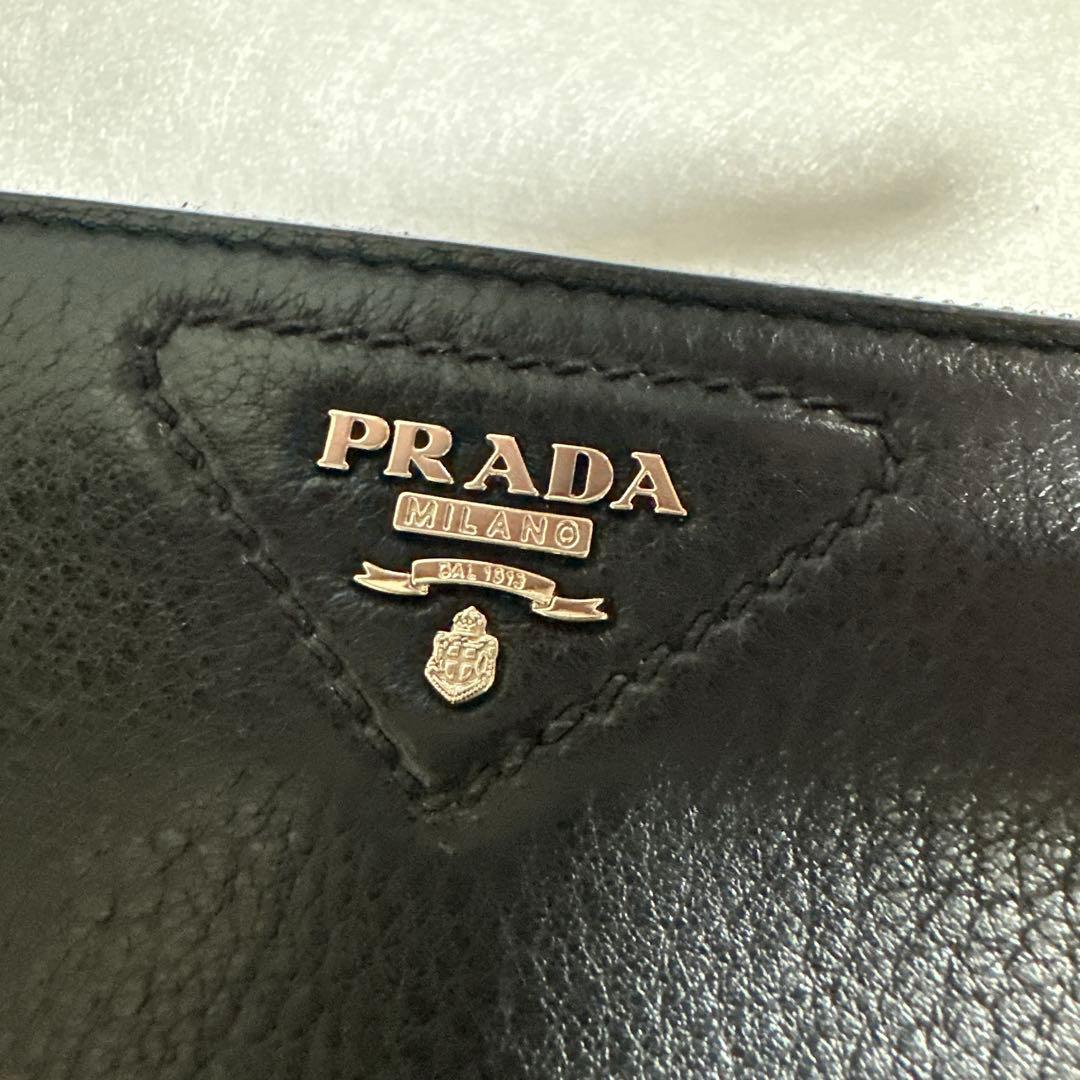 美品 PRADA ブラック 長財布 認証カード付き