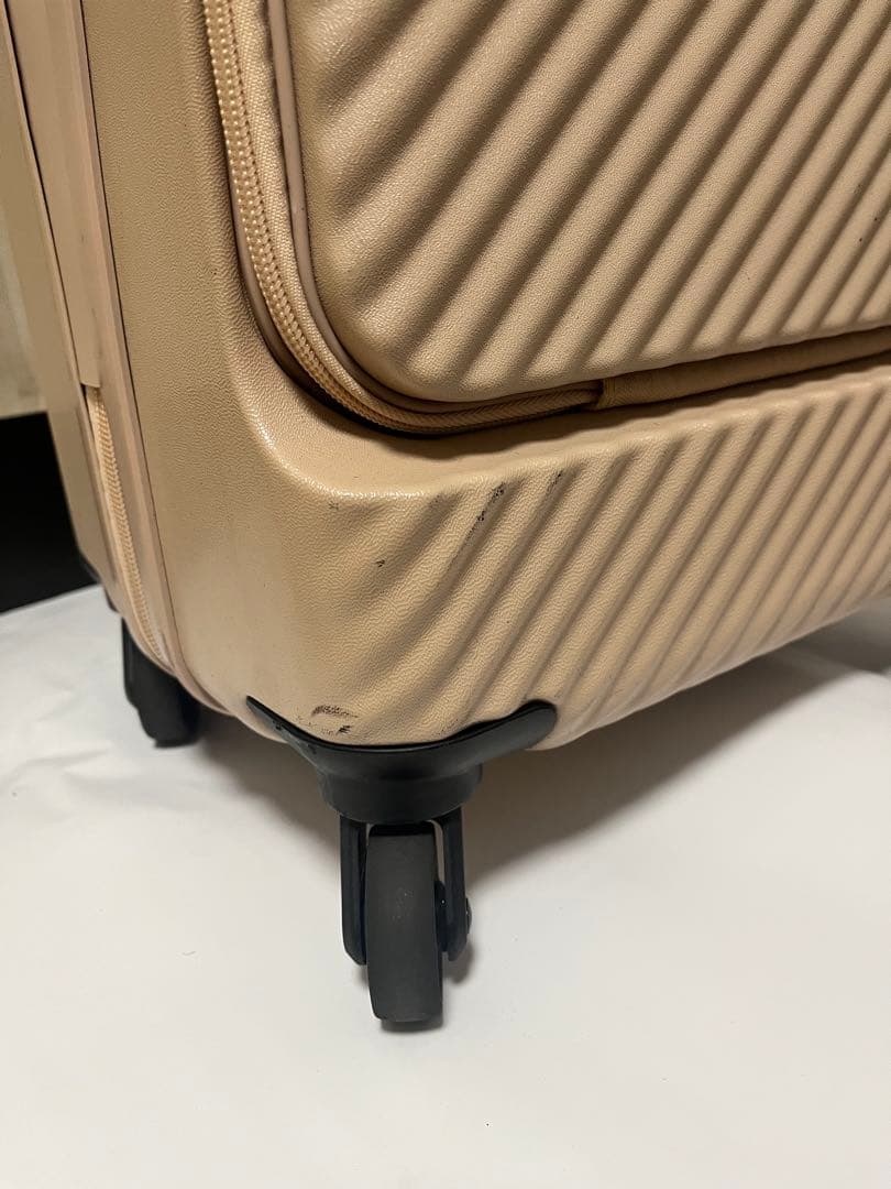 ハントマイン　スーツケース　フロントポケットダリアベージュ　機内持ち込み
