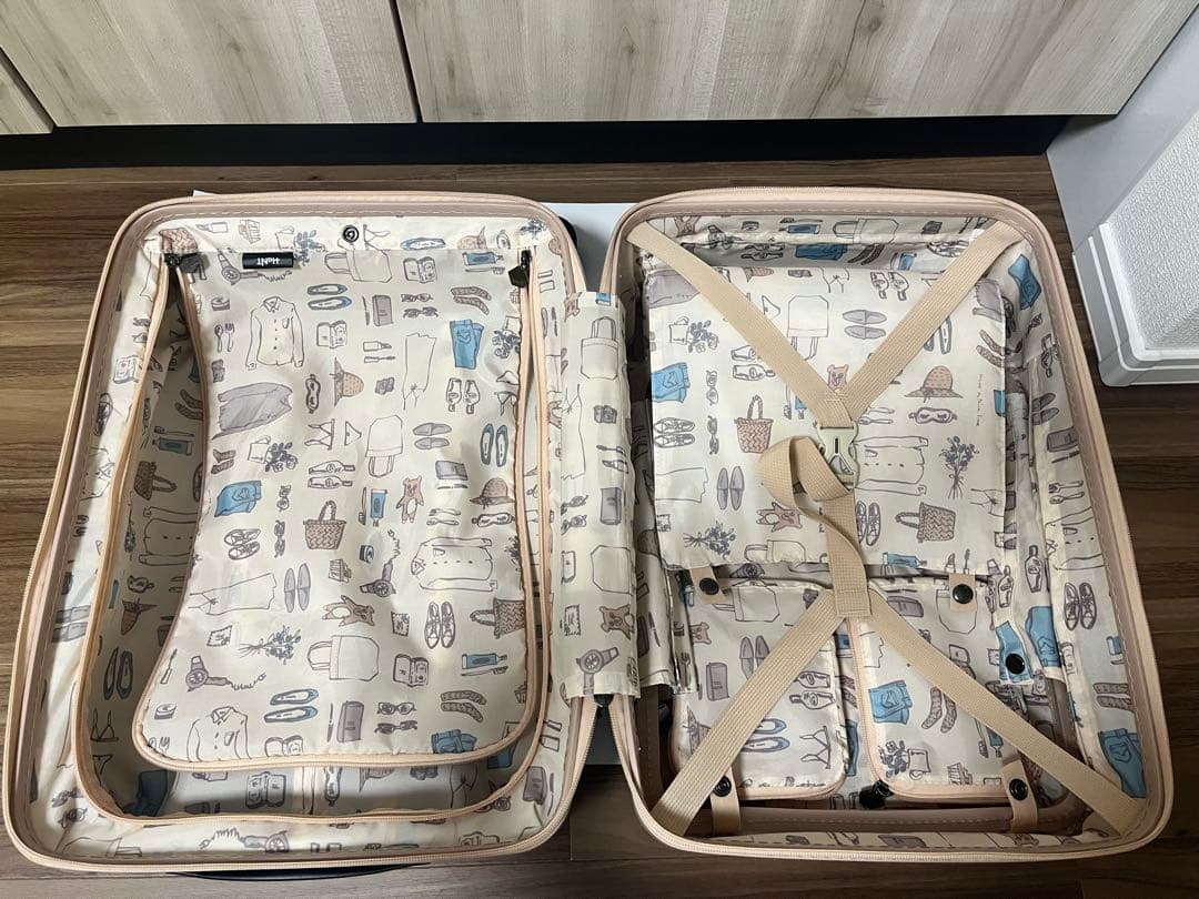 ハントマイン　スーツケース　フロントポケットダリアベージュ　機内持ち込み