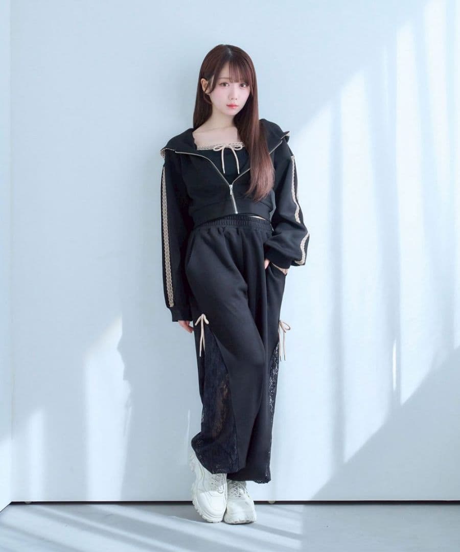 ロゼミューズcami set compact hoodieパンツRoseMuse