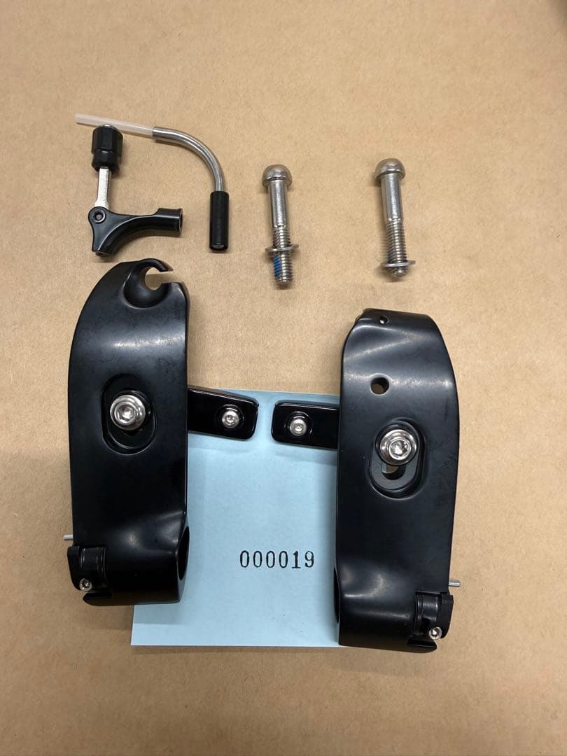 GIANT TRINITY エアロブレーキ　新品未使用