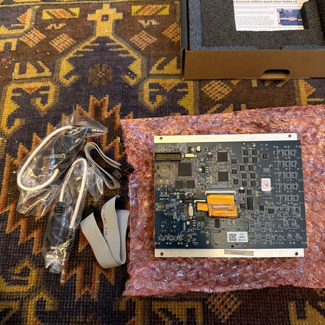 鍵盤楽器 1010music / bluebox eurorack edition