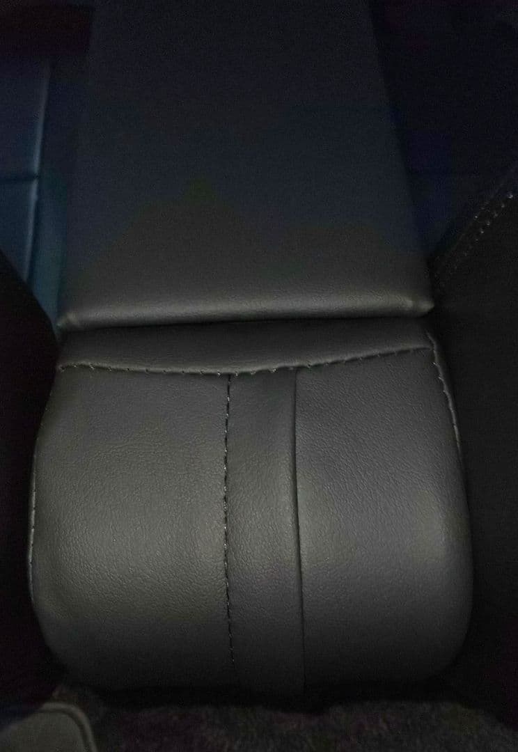 限定品 エブリィ DA17W 収納BOX付 BIGアームレスト 合皮カバー 黒