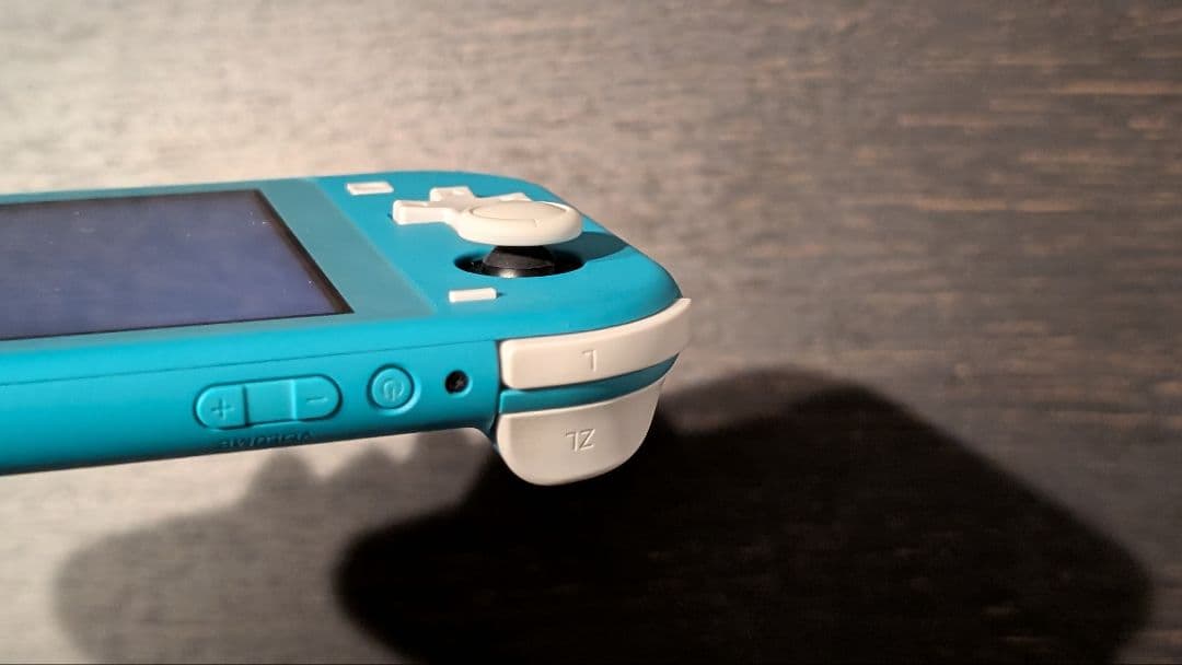 【美品】Nintendo Switch Lite 限定版あつまれどうぶつの森