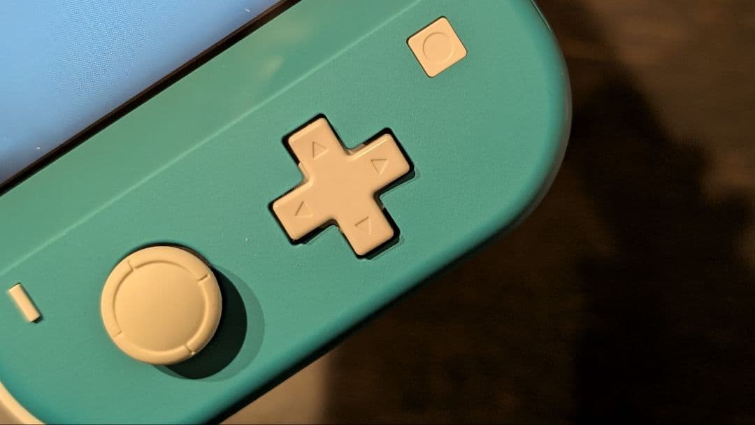 【美品】Nintendo Switch Lite 限定版あつまれどうぶつの森