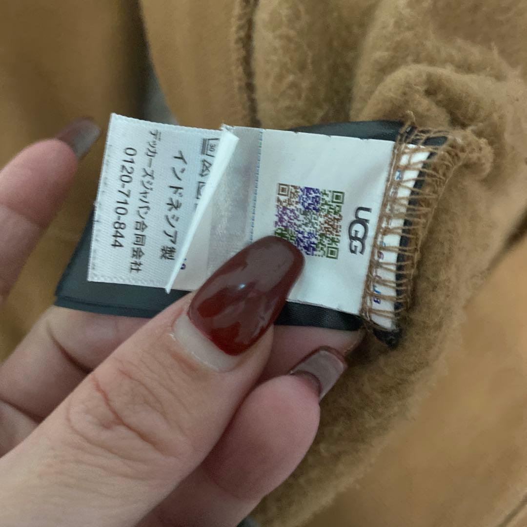 UGG ブラウン トレーナー