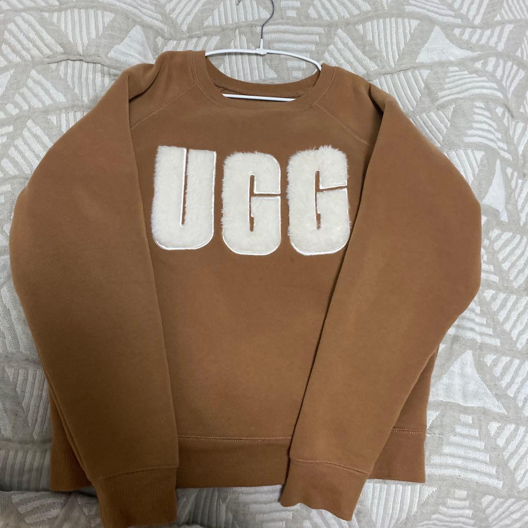 UGG ブラウン トレーナー
