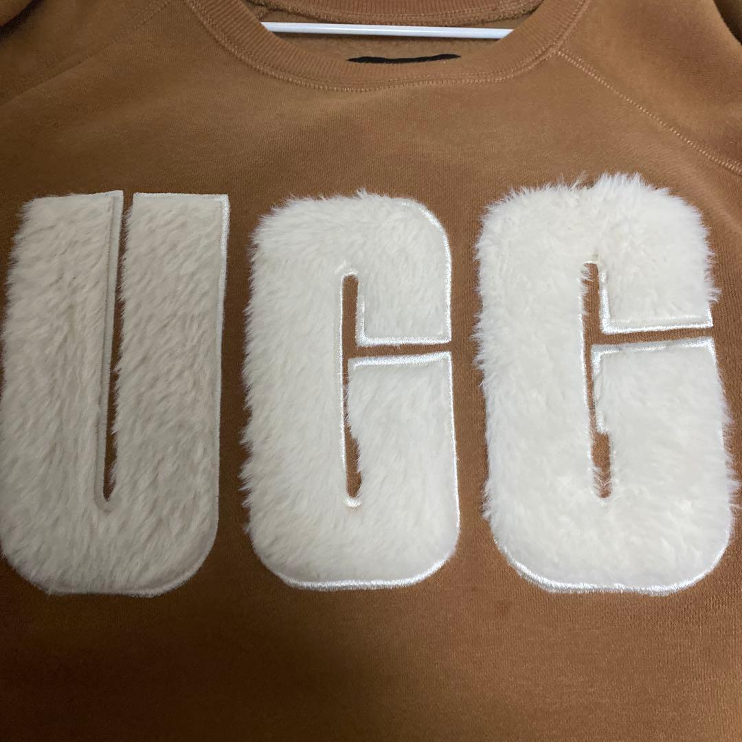 UGG ブラウン トレーナー