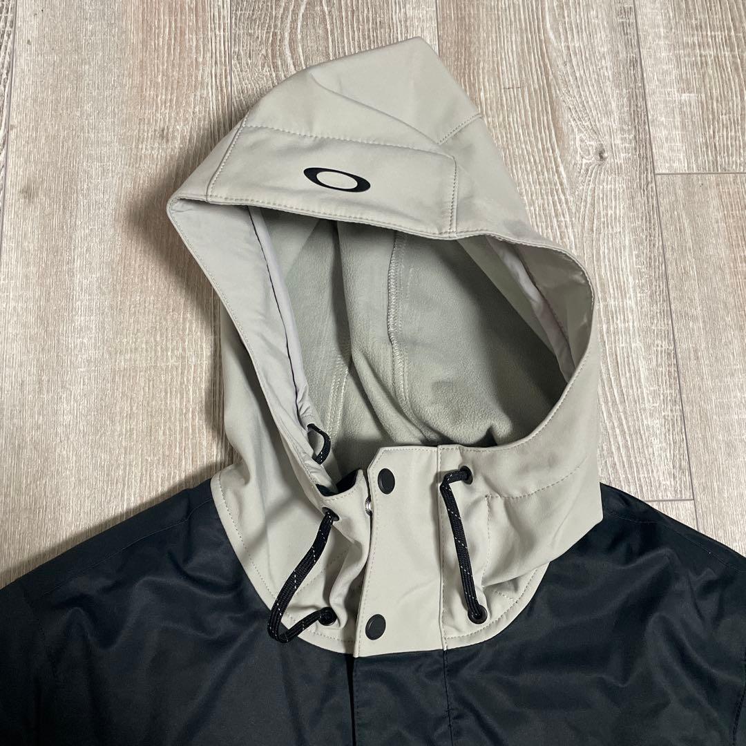 OAKLEY スノーボードジャケット 黒/グレー