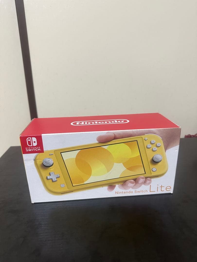 [未使用] Nintendo Switch Lite イエロー 中古良い